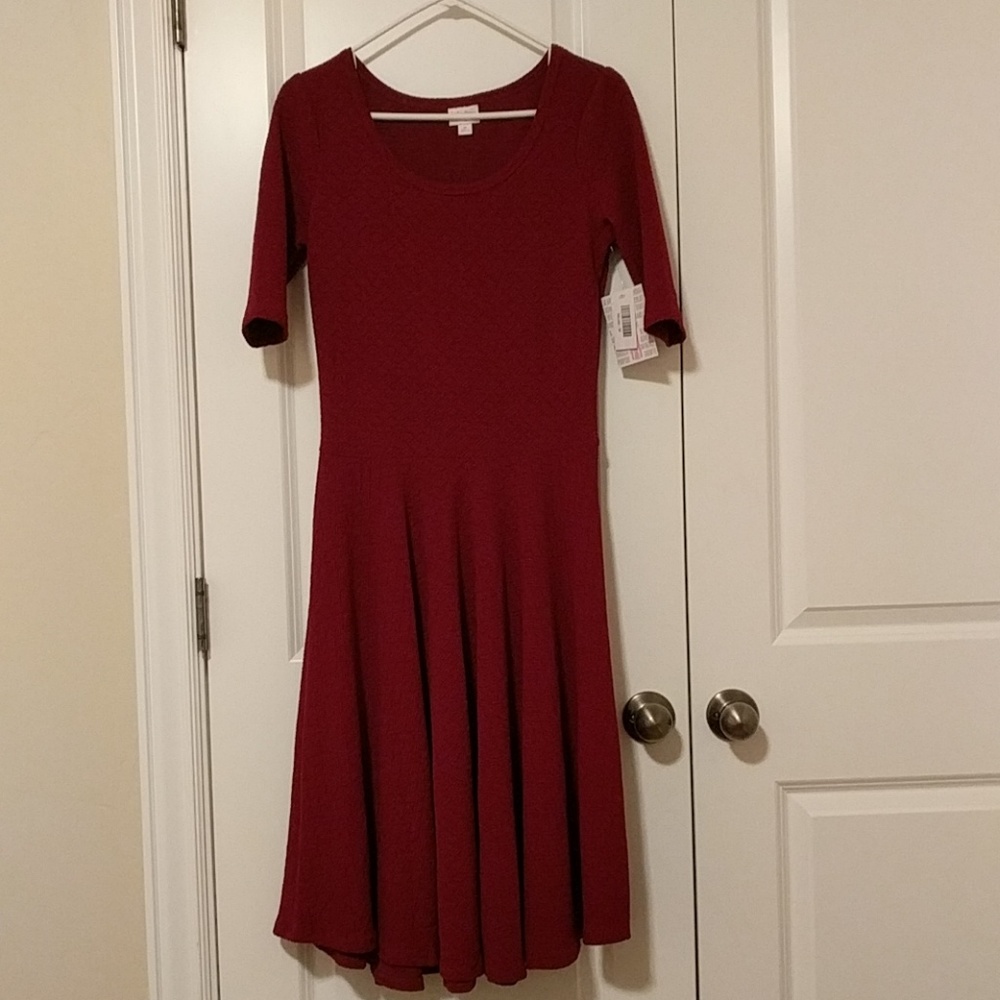 Dark Red Nicole style
